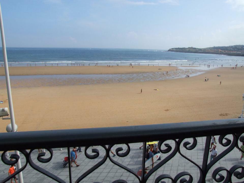 Vivienda En Gijon Frente Al Mar Villa Exterior foto